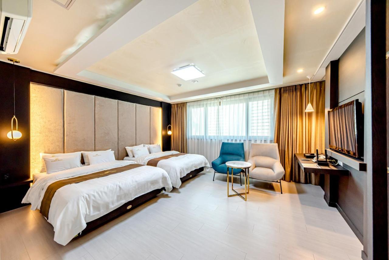 Hs Tourist Hotel Yeosu Esterno foto