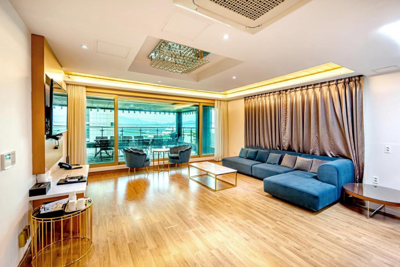Hs Tourist Hotel Yeosu Esterno foto