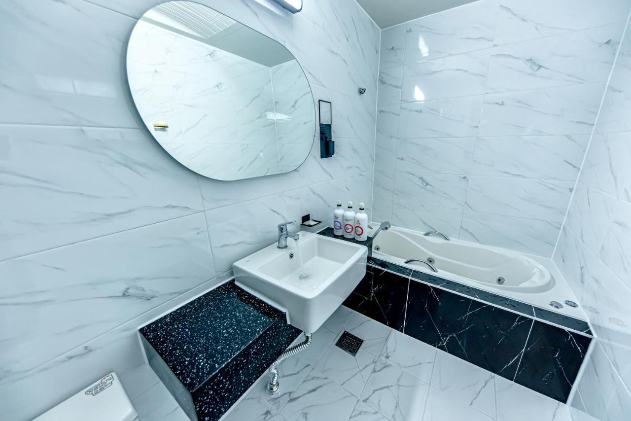 Hs Tourist Hotel Yeosu Esterno foto